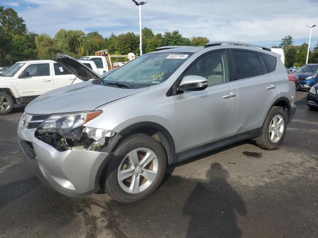 TOYT RAV4 XLE 2013 JTMRFREV9D5028077 photo #1
