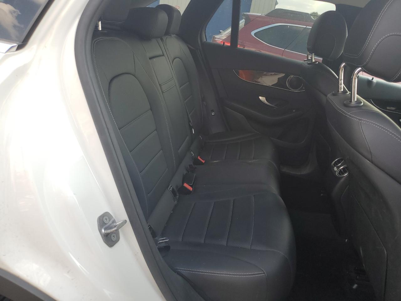 MERCEDES-BENZ GLC-CLASS 300 4MATIC