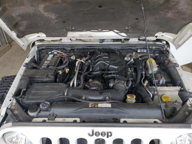 2015 JEEP WRANGLER UNLIMITED SAHARA 1C4BJWEG3FL636188