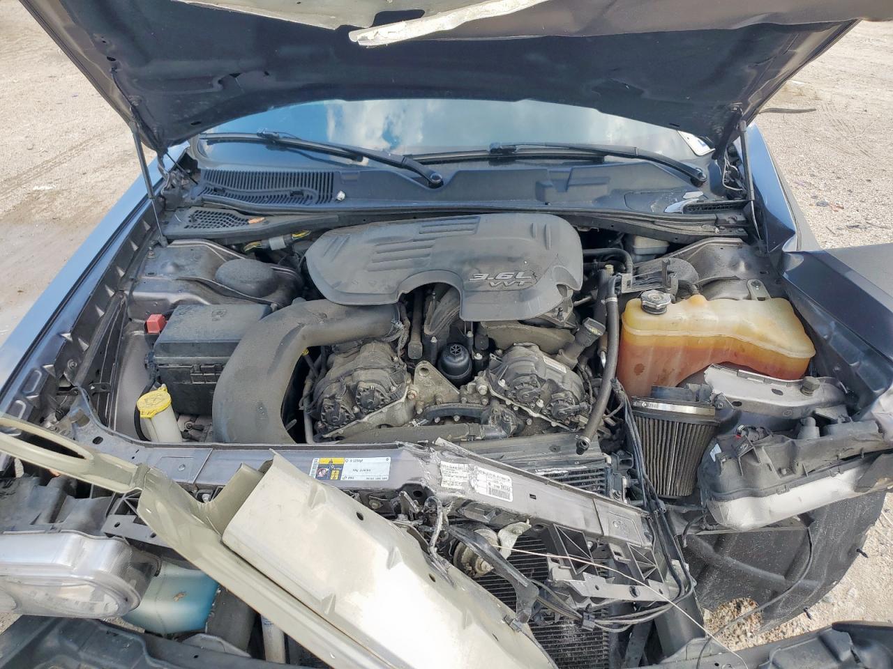 DODGE CHALLENGER SXT