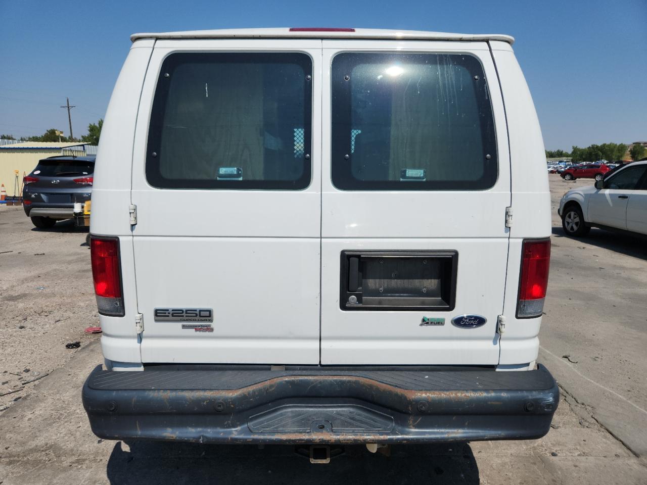 FORD ECONOLINE E250 VAN