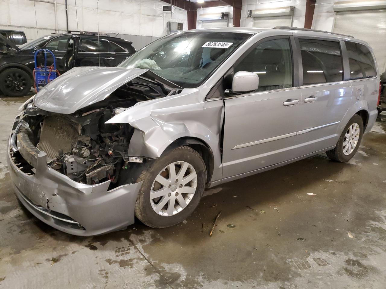 CHRYSLER TOWN & COUNTRY TOURING