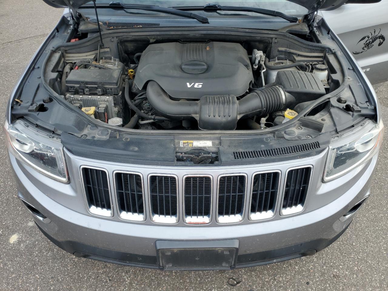 JEEP GRAND CHEROKEE LAREDO