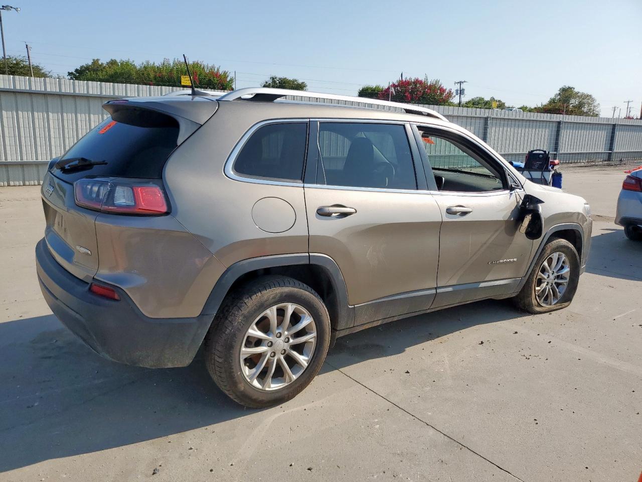 JEEP GRAND CHEROKEE LATITUDE