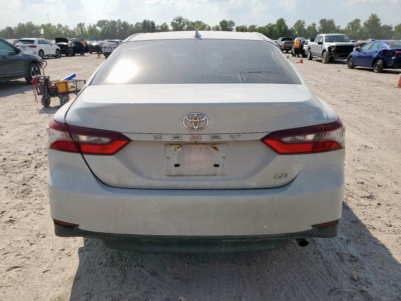 2022 TOYOTA CAMRY LE 4T1C11AK8NU012571
