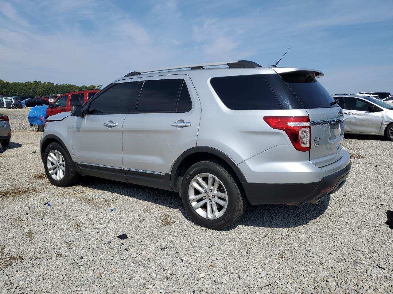 FORD EXPLORER XLT