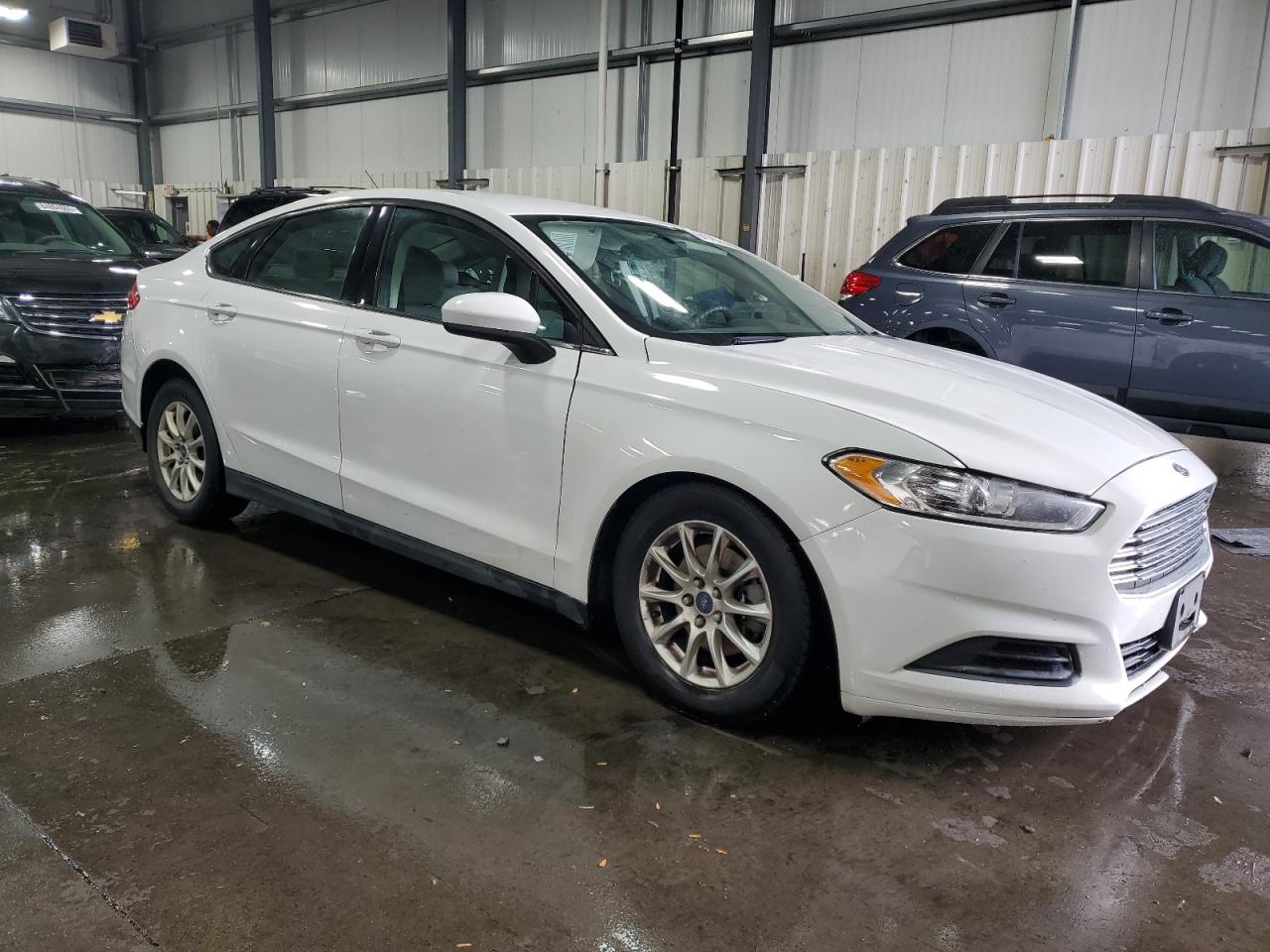 FORD FUSION S