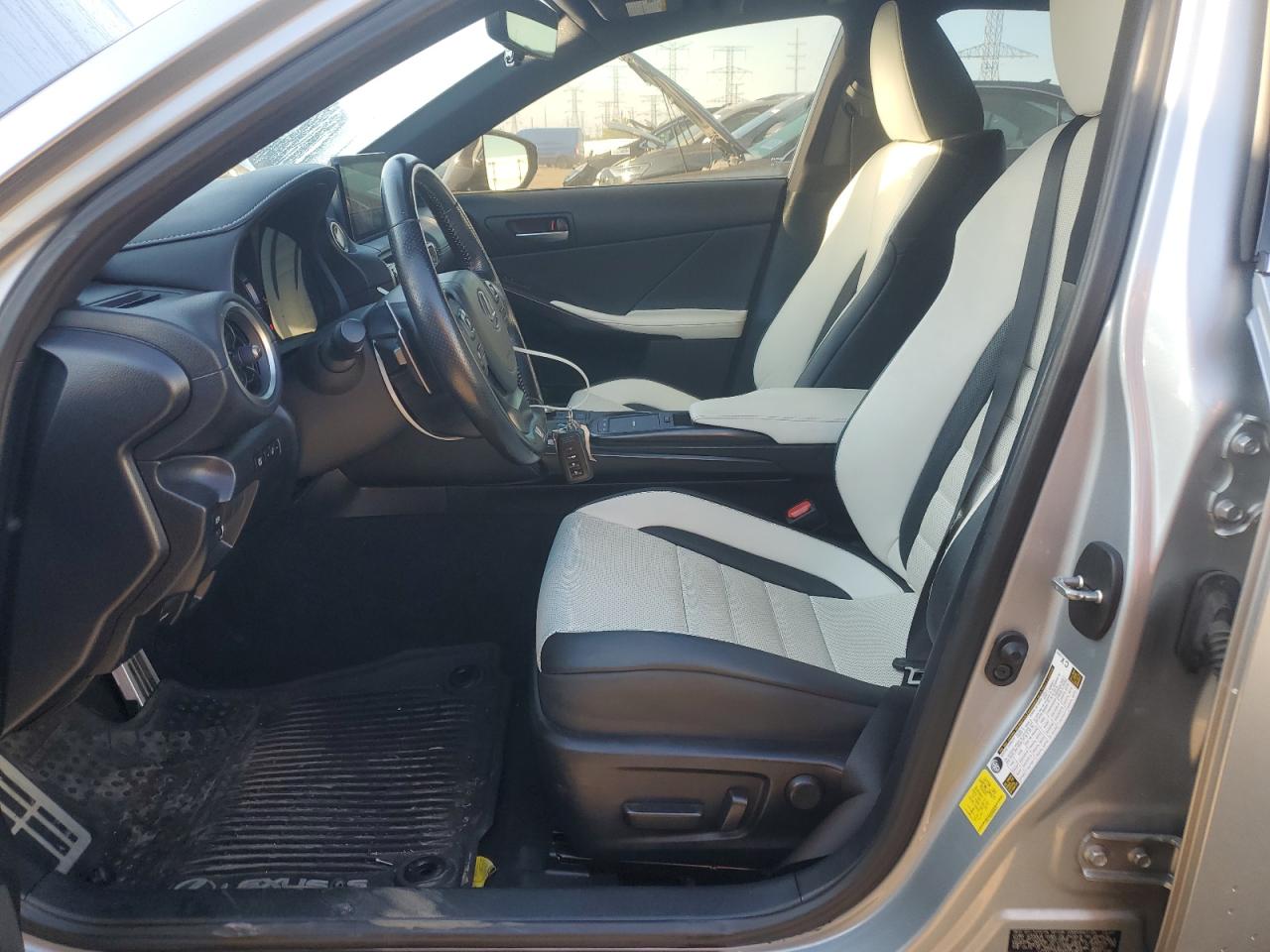 LEXUS IS 350 F SPORT