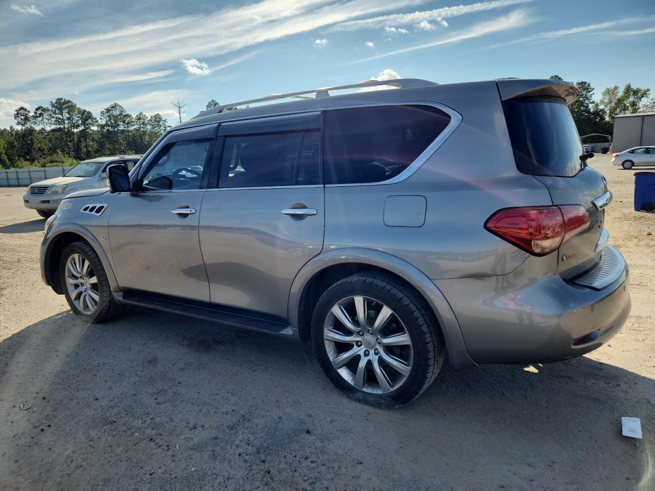 INFINITI QX80