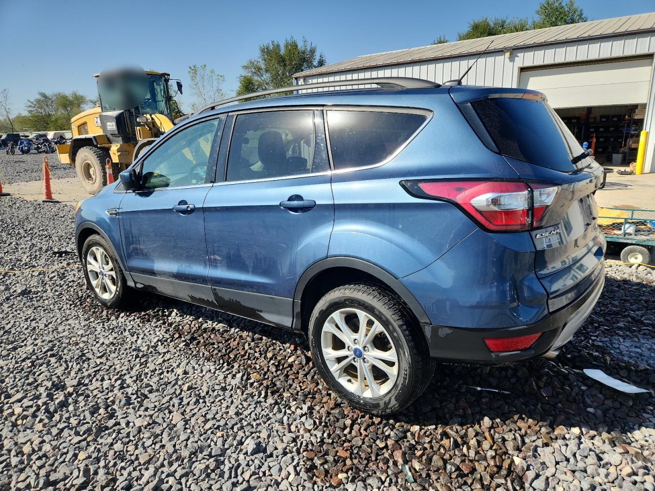 FORD ESCAPE SE