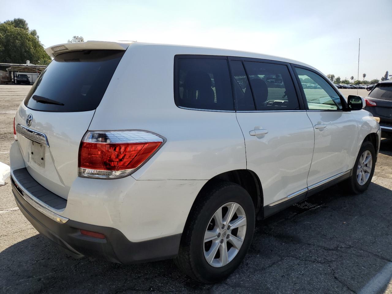 TOYOTA HIGHLANDER BASE