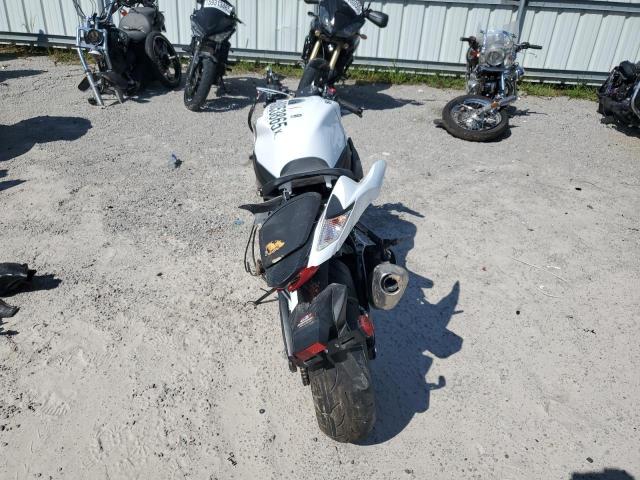 2025 SUZUKI GSX-R600 #3285650278