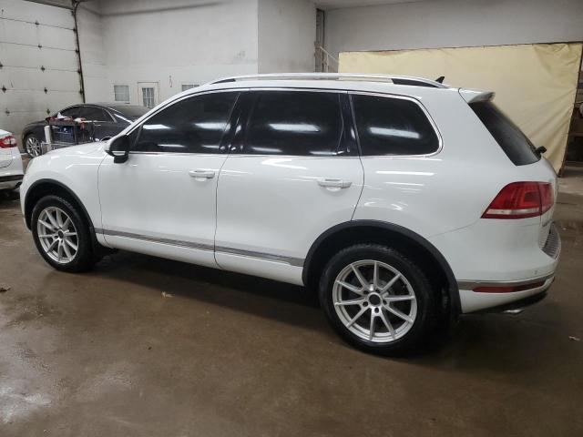 2016 VOLKSWAGEN TOUAREG TD WVGEP9BP6GD005928