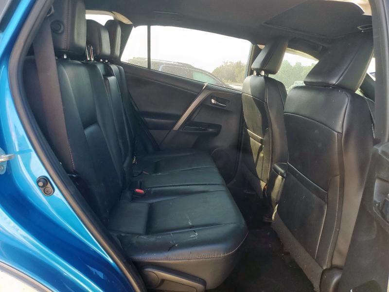 2017 TOYOTA RAV4 SE - 2T3NFREV7HW400321