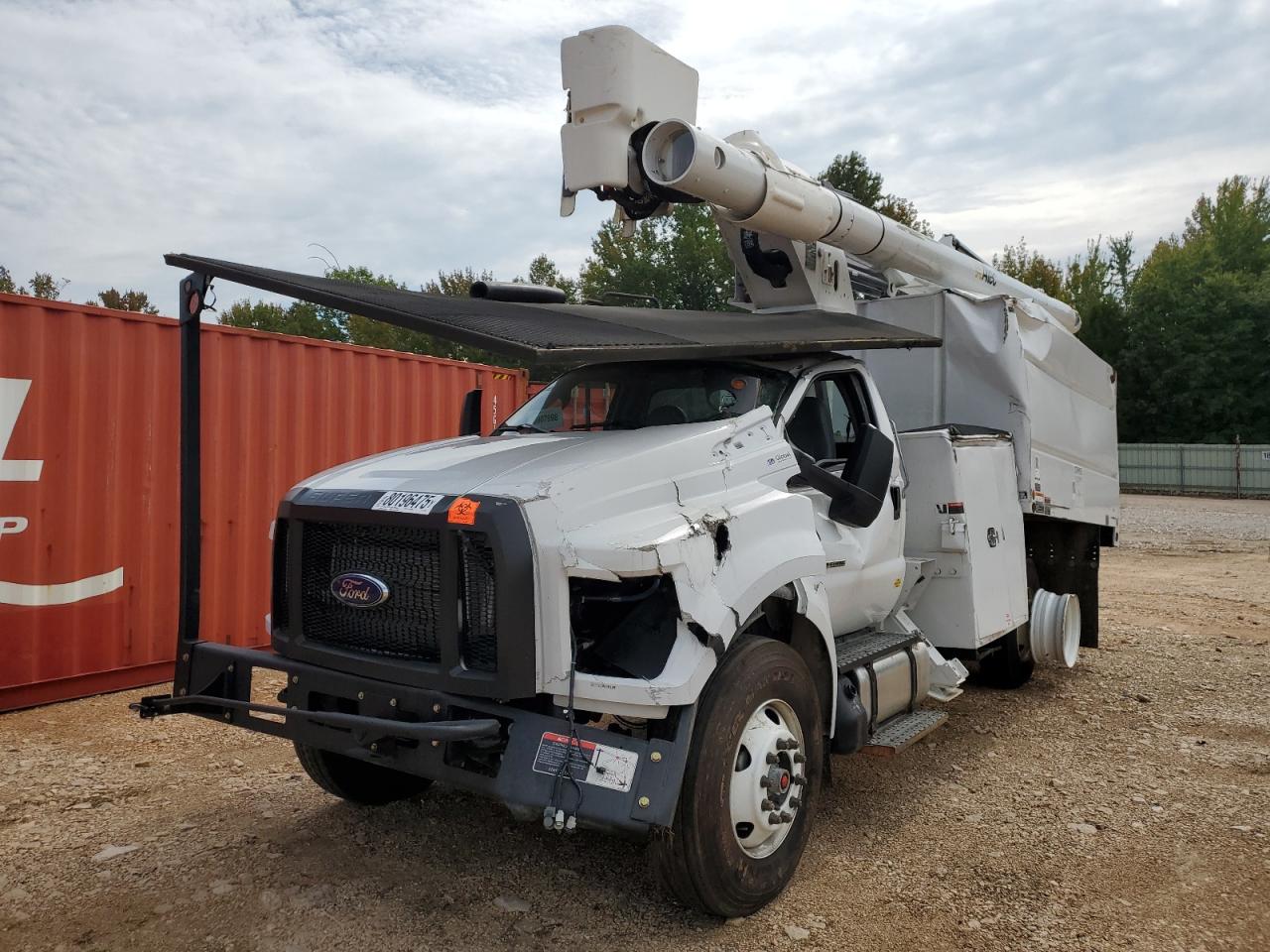 FORD F-750 SUPER DUTY