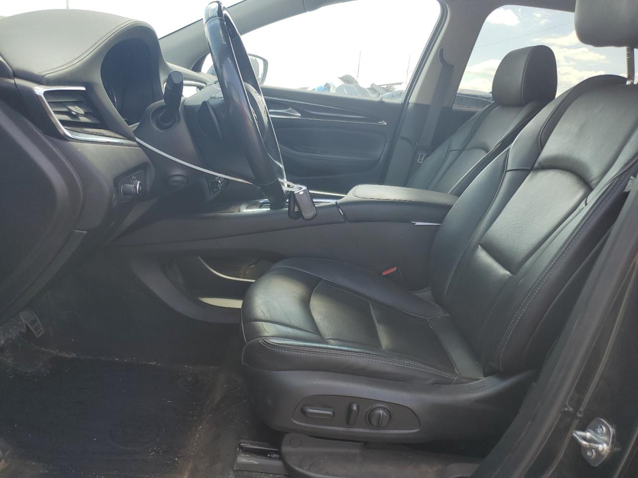 BUICK ENCLAVE AVENIR