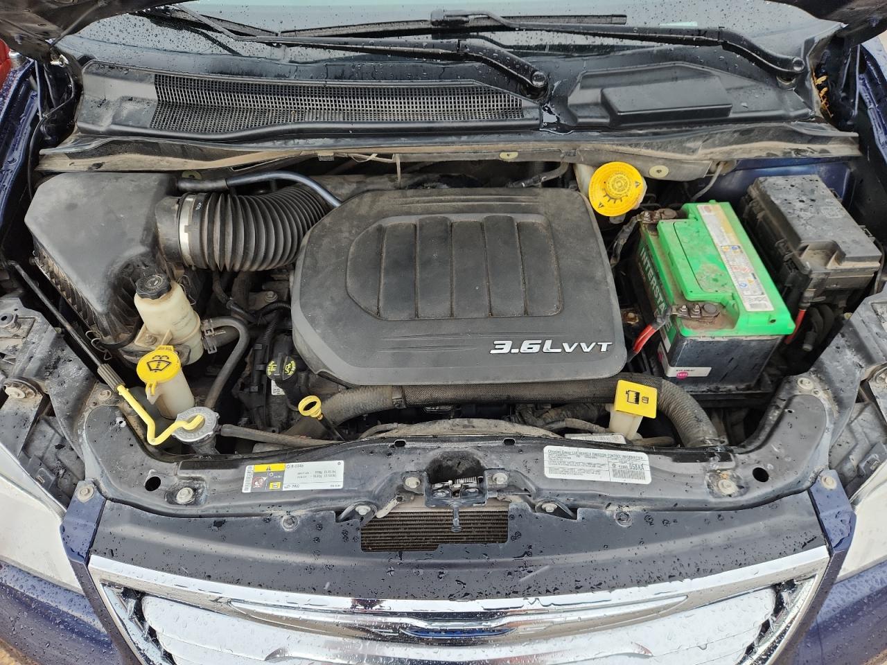 CHRYSLER TOWN & COUNTRY TOURING