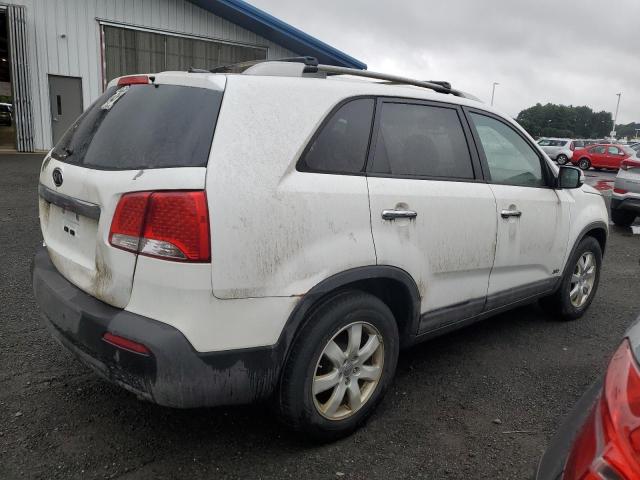 2013 KIA SORENTO LX - 5XYKTDA66DG418430