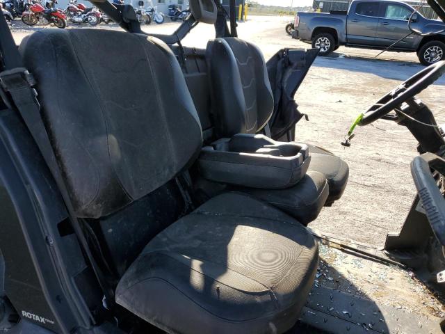 2022 CAN-AM DEFENDER X 3JBUKAX45NK001724