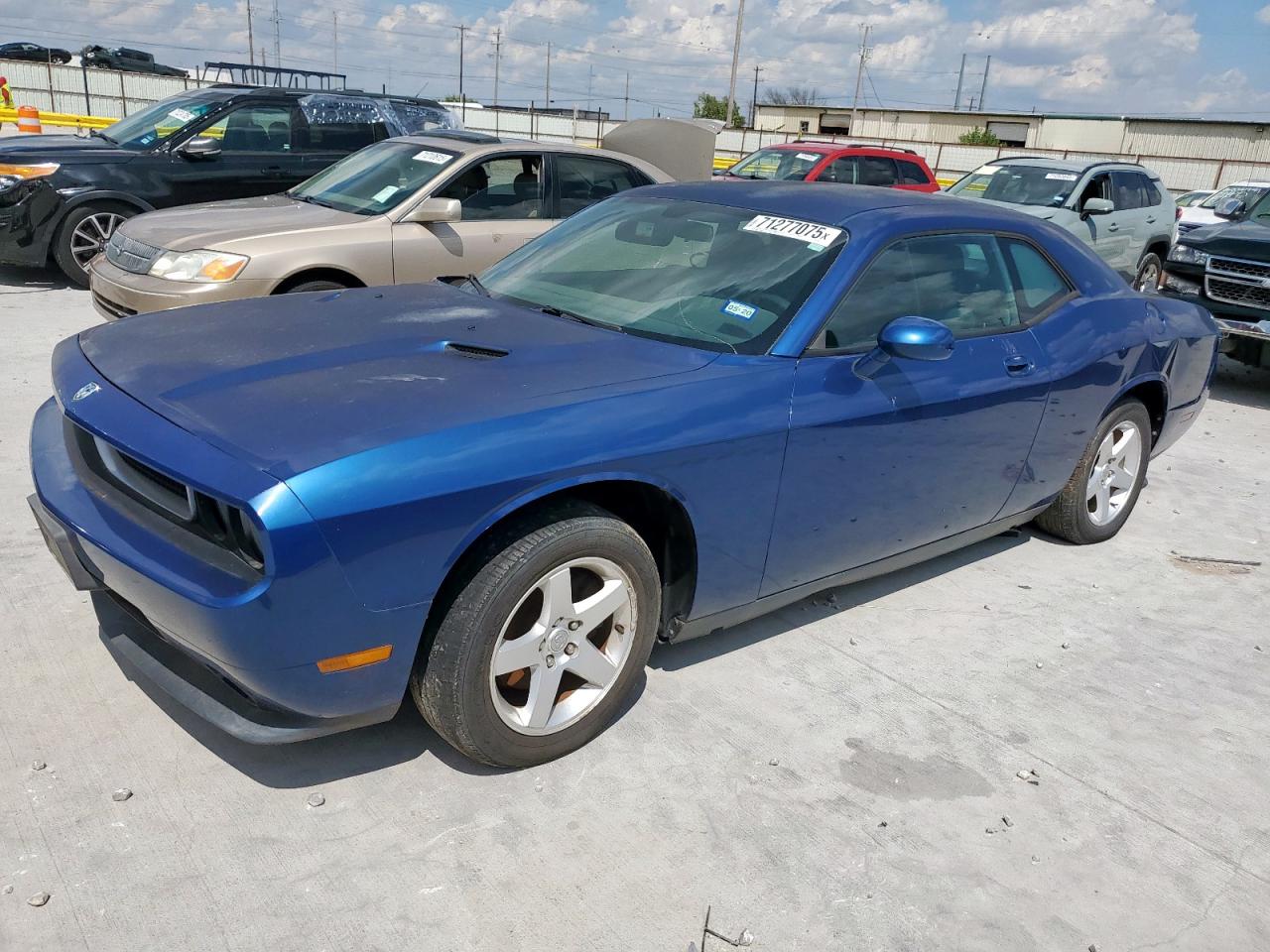 DODGE CHALLENGER SE