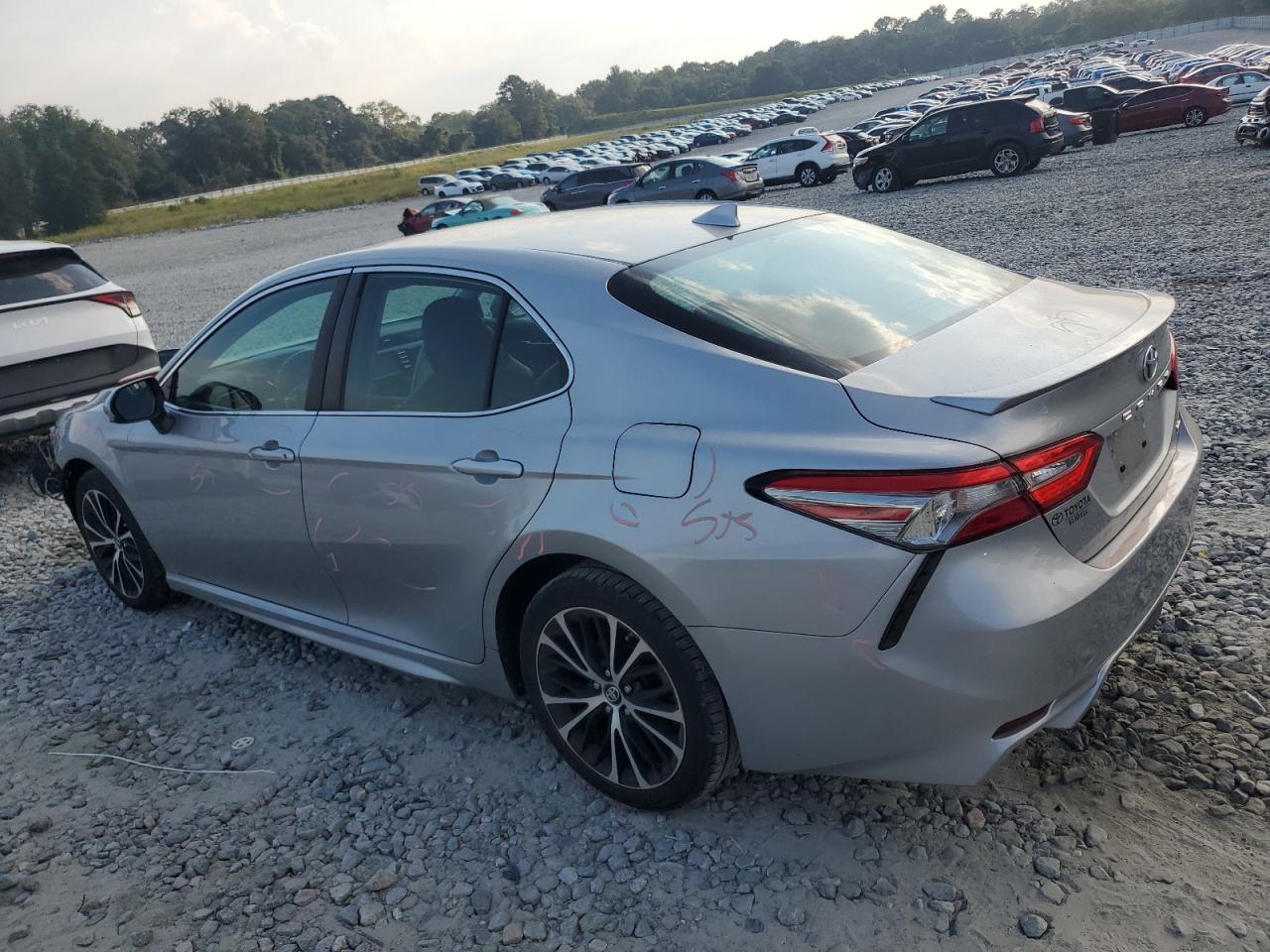 TOYOTA CAMRY L