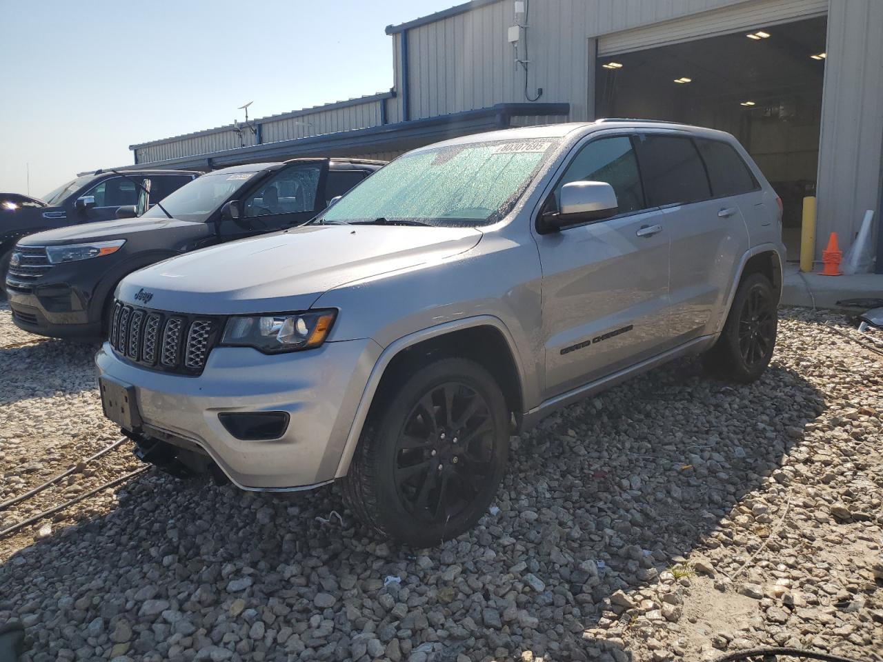 JEEP GRAND CHEROKEE LAREDO