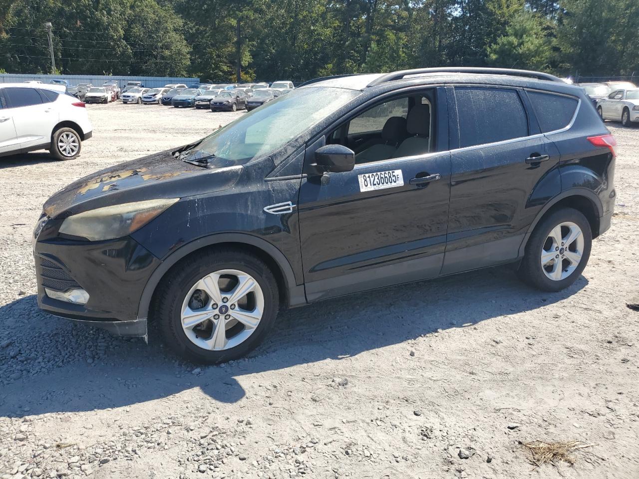 FORD ESCAPE SE