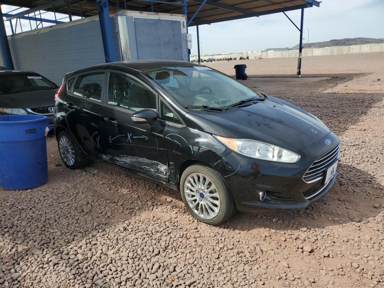 FORD FIESTA TITANIUM