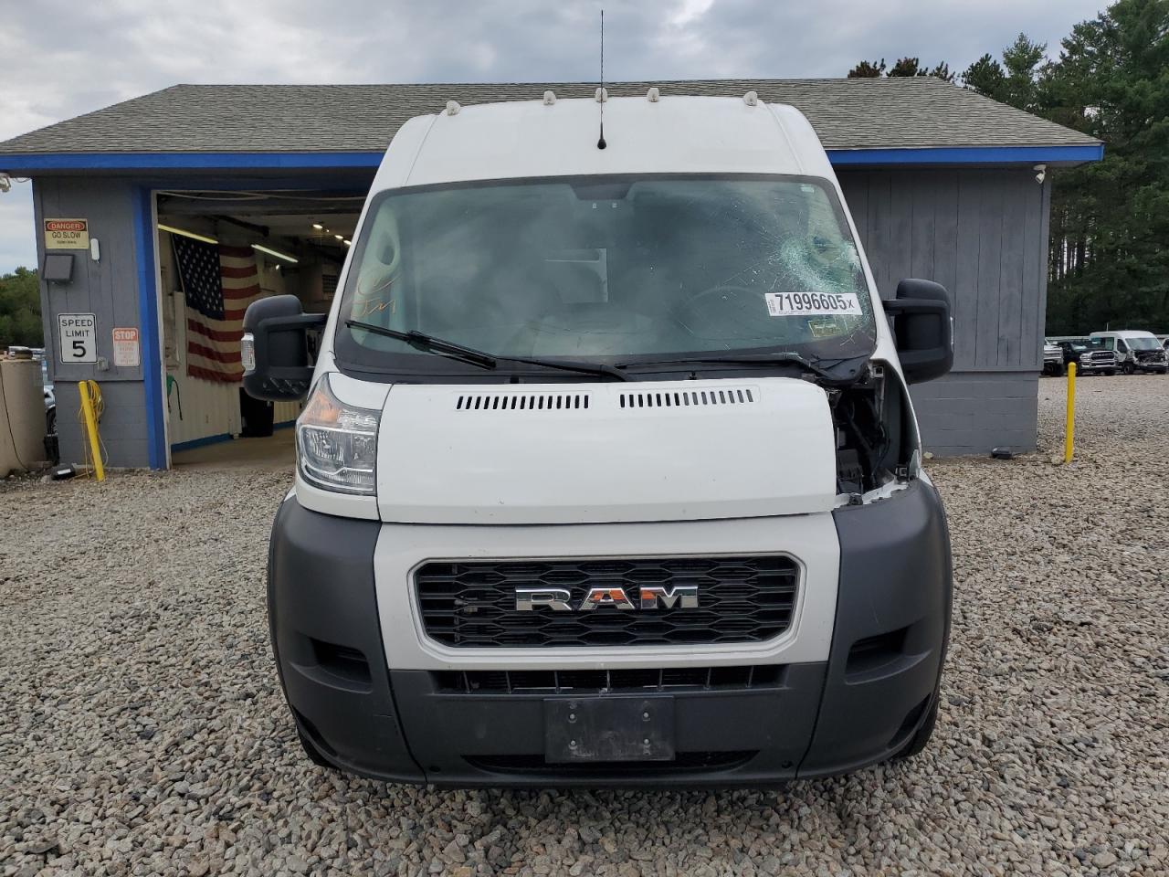 RAM PROMASTER 1500 HIGH