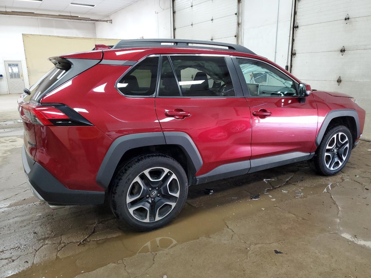 TOYOTA RAV4 ADVENTURE