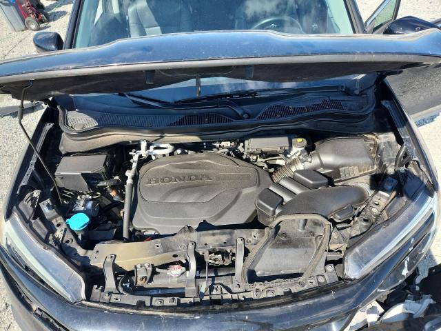 2021 HONDA PILOT SE 5FNYF5H24MB005276