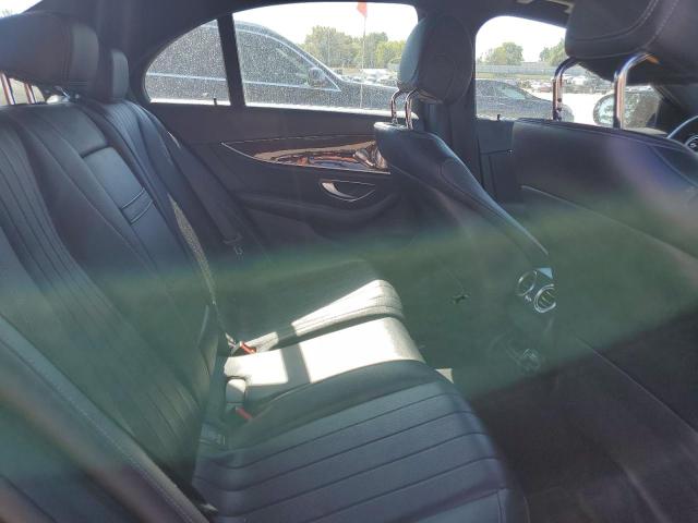 2019 MERCEDES-BENZ E 300 4MAT WDDZF4KB7KA582659