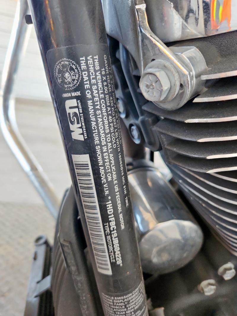 2018 HARLEY-DAVIDSON FLHR ROAD - 1HD1FBC19JB604220