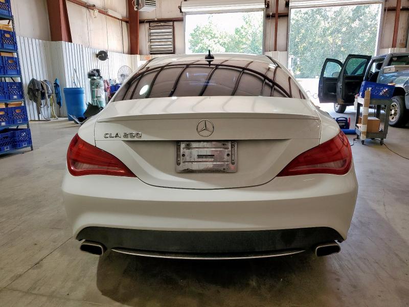 2015 MERCEDES-BENZ CLA 250 WDDSJ4EB9FN278386