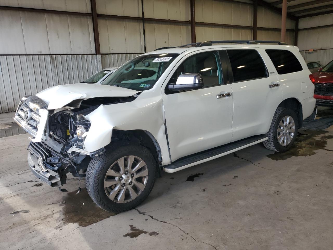 TOYOTA SEQUOIA PLATINUM