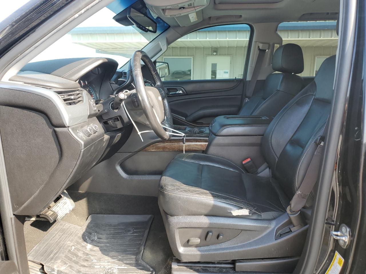 CHEVROLET TAHOE K1500 LT