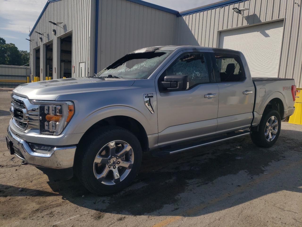 Lot #3302846919 2022 FORD F150 SUPER