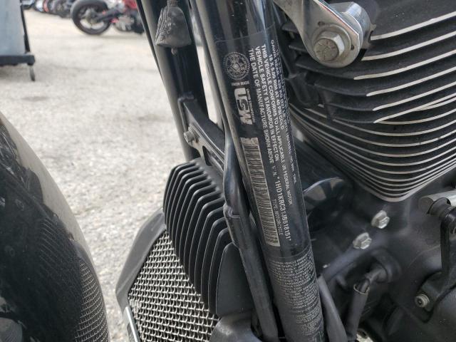 2018 HARLEY-DAVIDSON FLHX STREE #3302806891