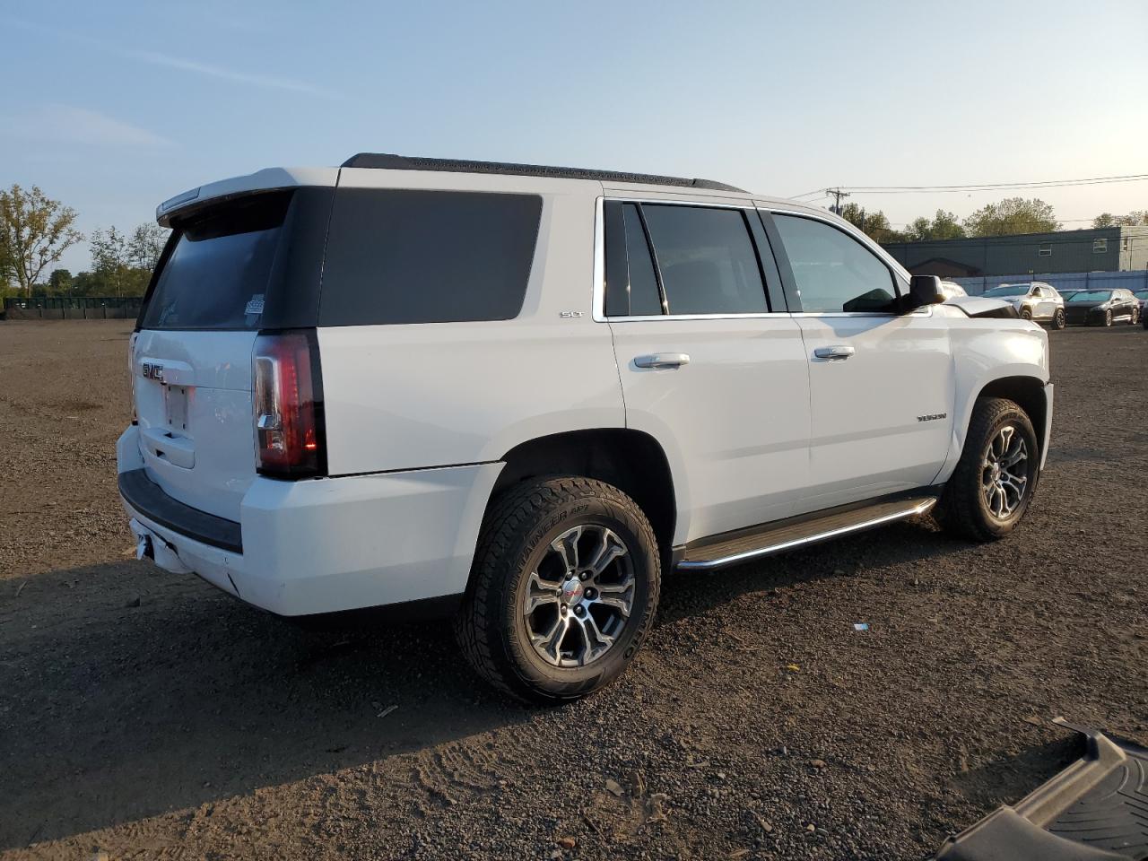 GMC YUKON SLT
