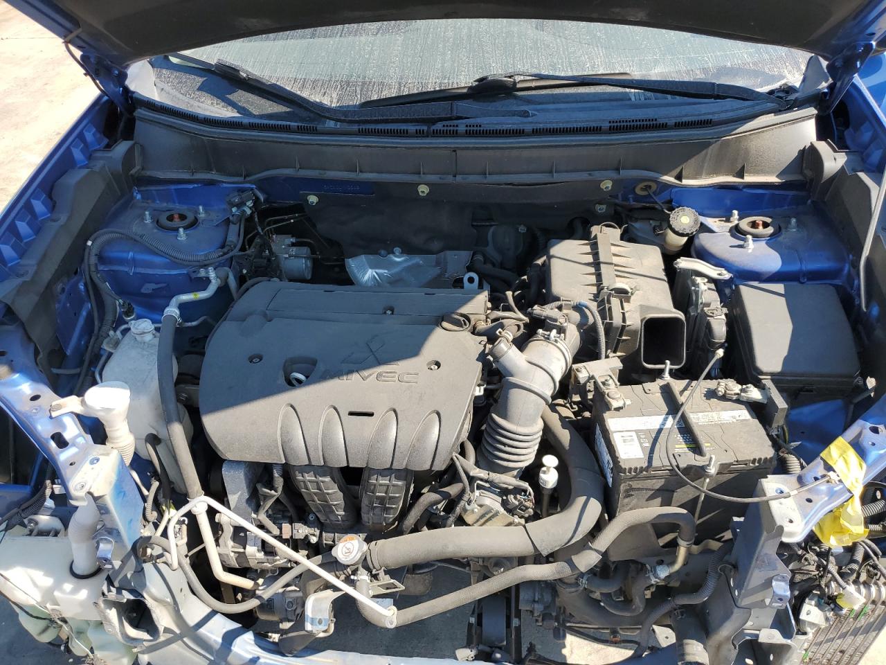 MITSUBISHI OUTLANDER ES