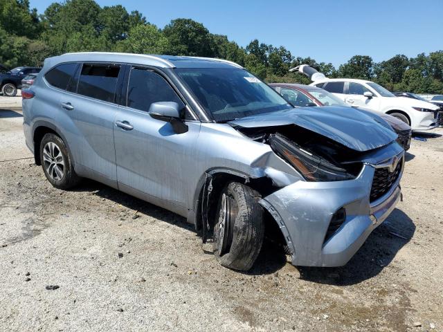 2022 TOYOTA HIGHLANDER XLE - 5TDGZRBHXNS177476