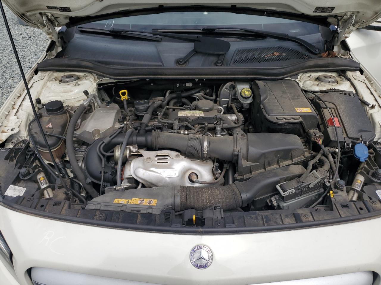 MERCEDES-BENZ GLA-CLASS 250