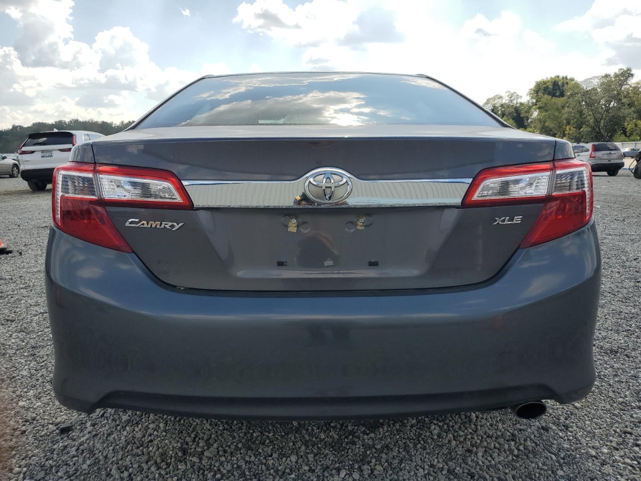 TOYOTA CAMRY L