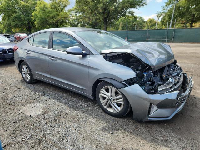 2019 HYUNDAI ELANTRA SE KMHD84LF2KU781855