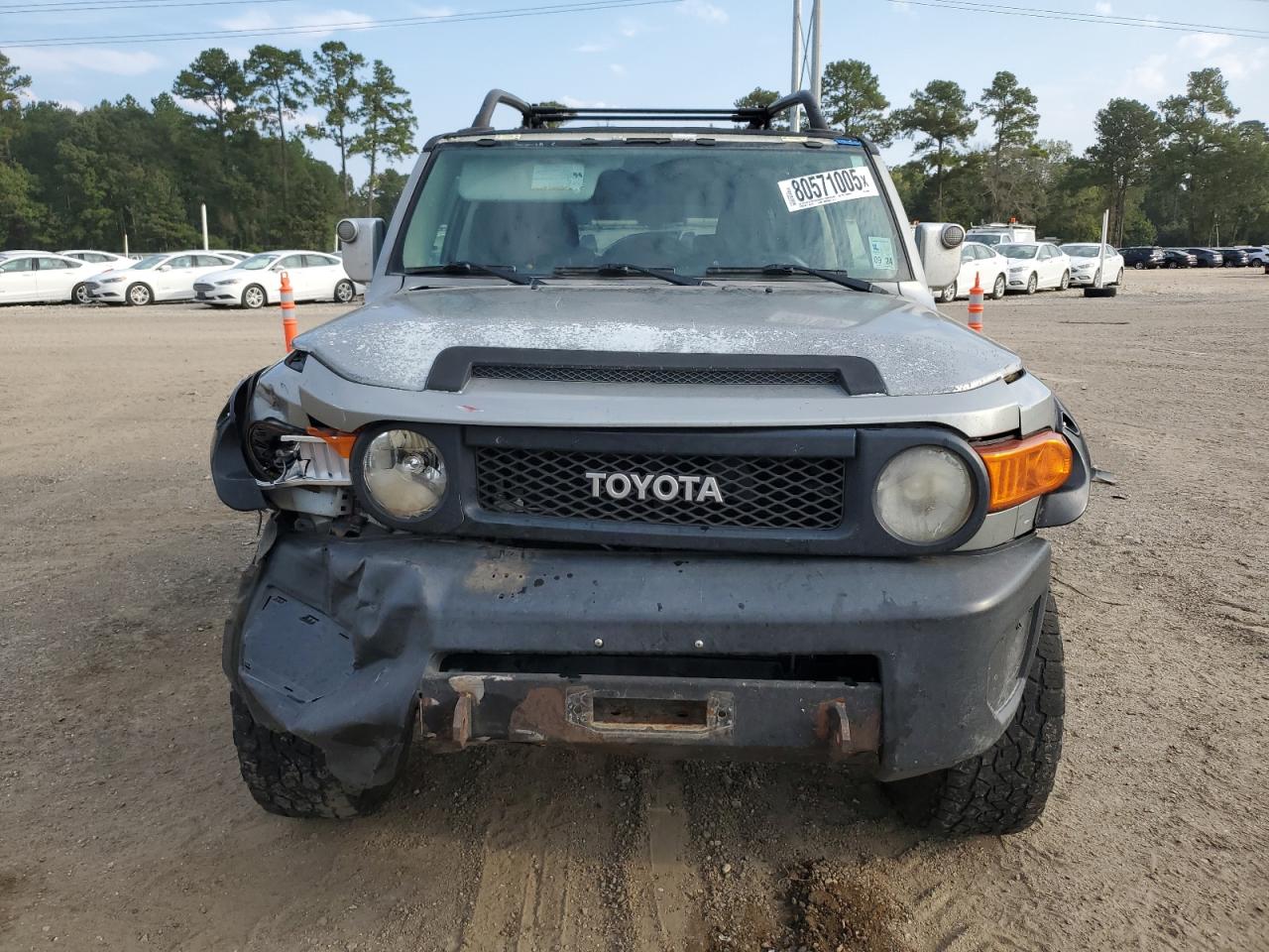 TOYOTA FJ CRUISER