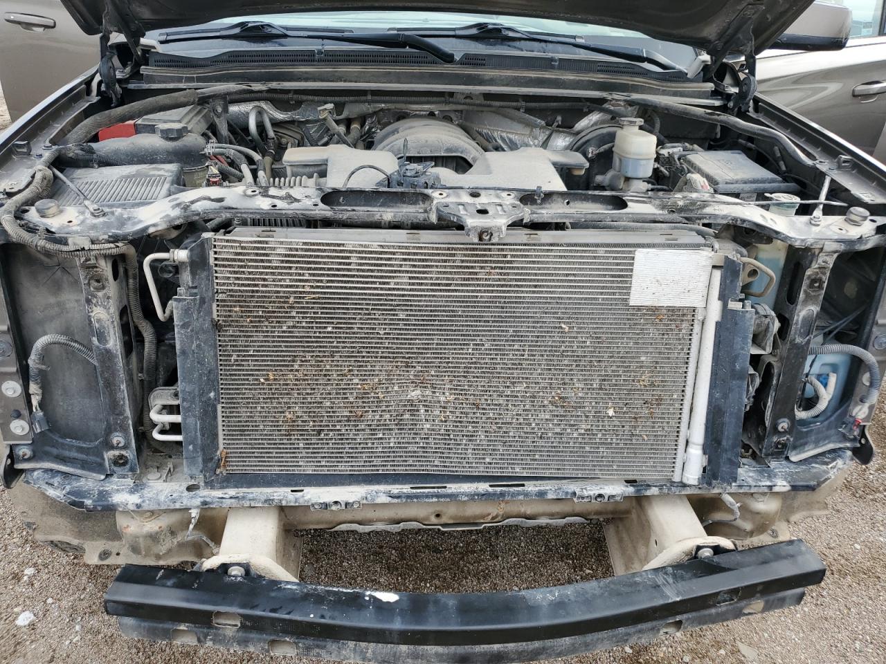 CHEVROLET SUBURBAN K1500 LT