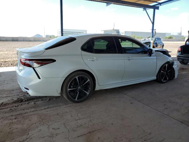 2018 TOYOTA CAMRY XSE 4T1B61HK2JU094018