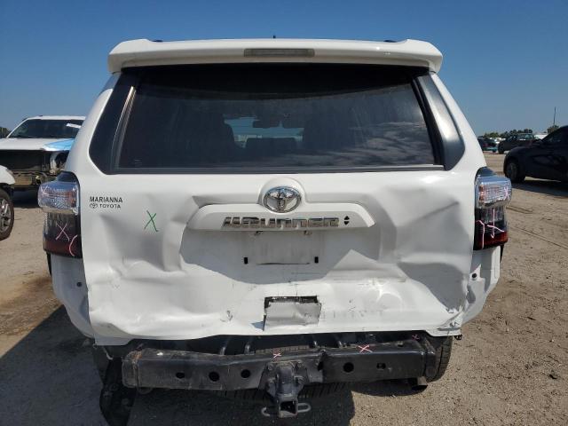 2022 TOYOTA 4RUNNER SR JTEMU5JR8N6069177