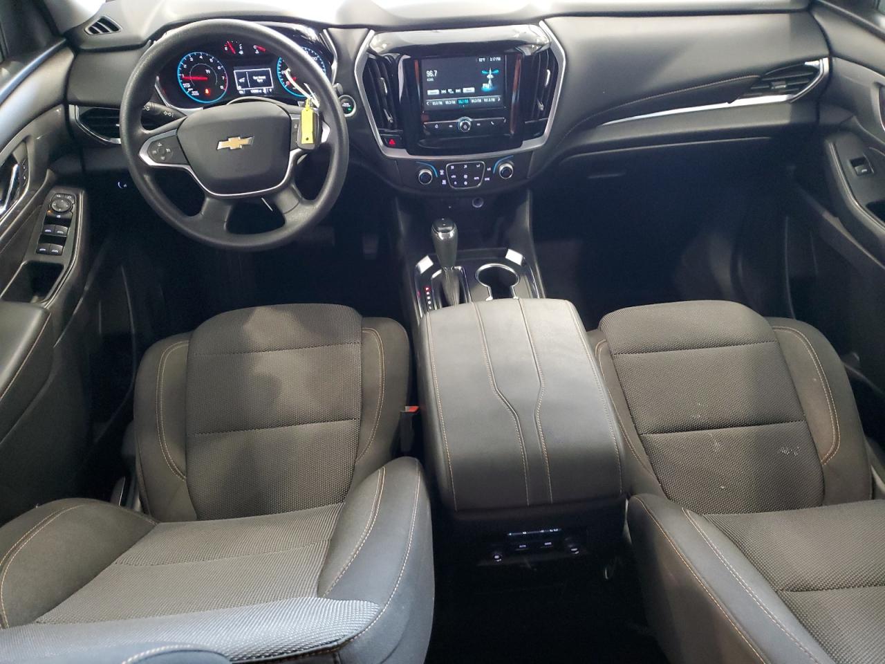 CHEVROLET TRAVERSE LS