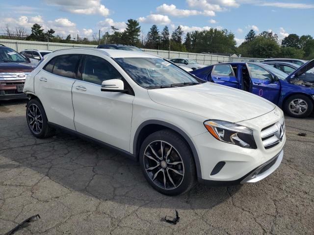 2017 MERCEDES-BENZ GLA 250 4M WDCTG4GB7HJ340382